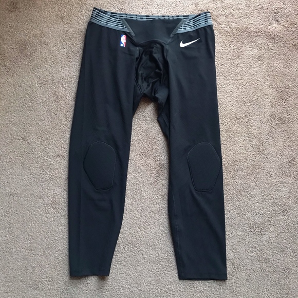 nike pro zonal strength